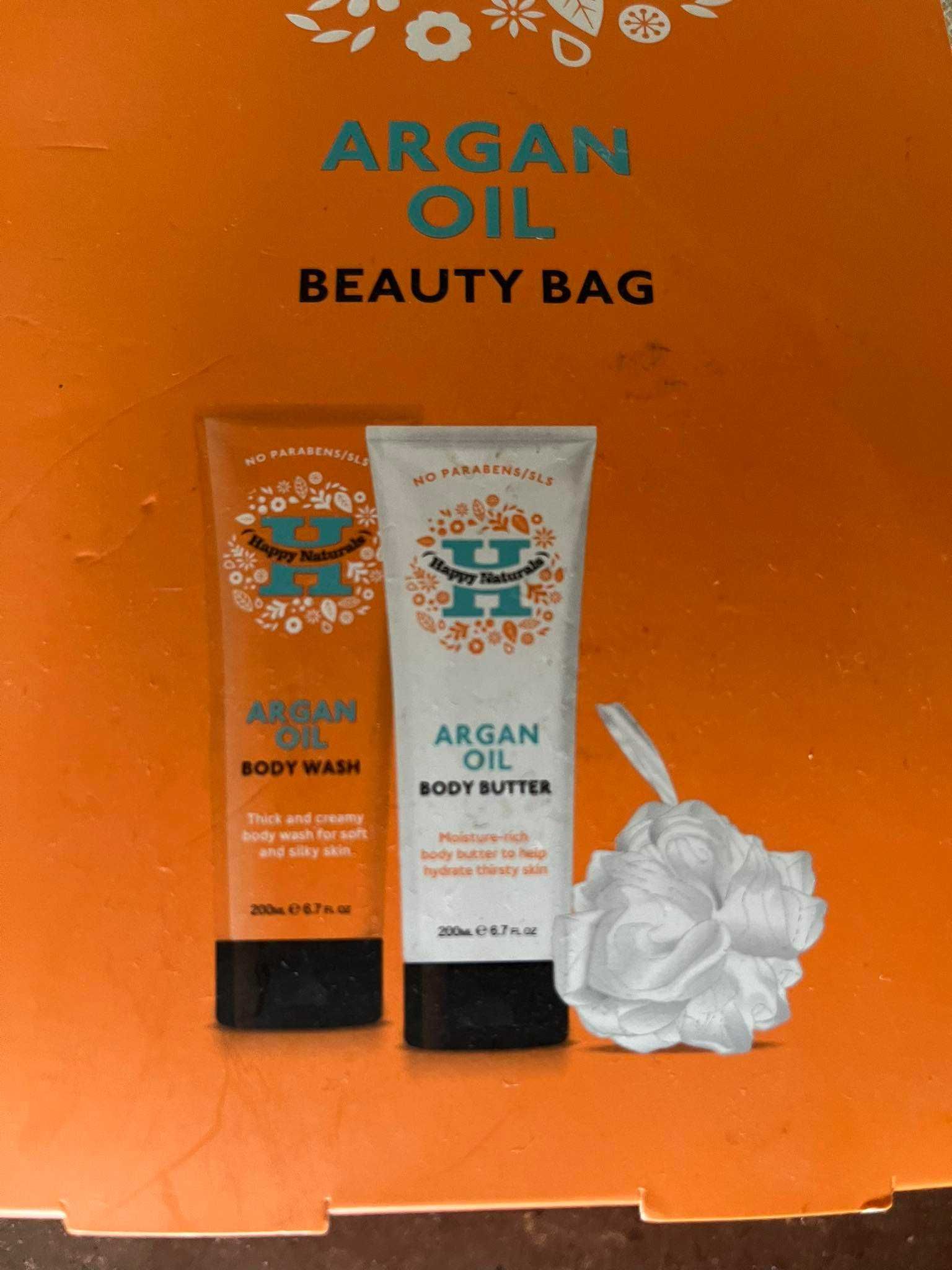 Zestaw kosmetyków Happy Naturals argan oil beauty bag