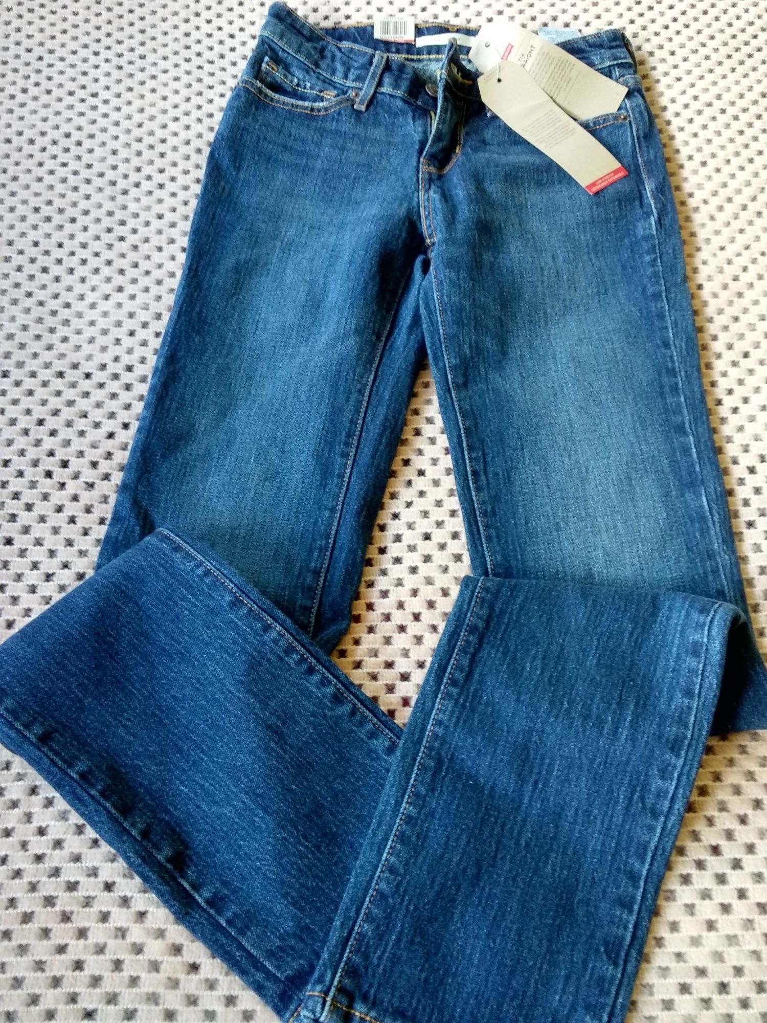 Nowe jeansy 714 straight, Levi's