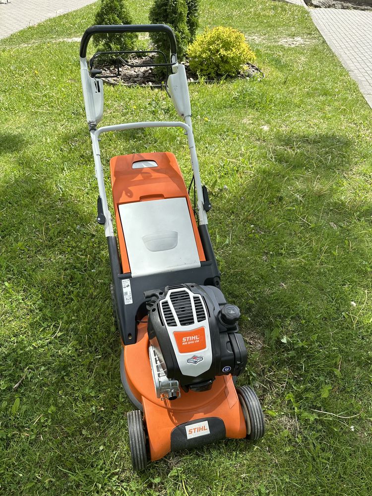 Газонокосарка STIHL RM 545 VM