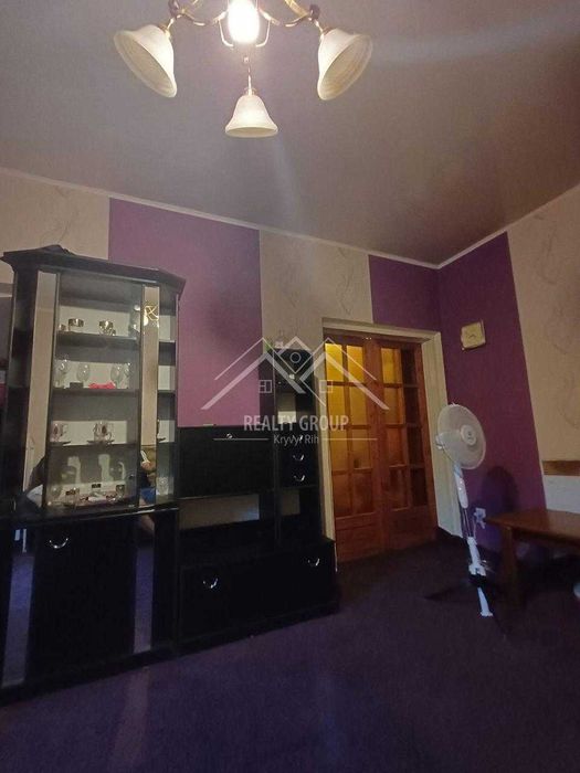 Продаж 2 кімн. сталінки по вул. Дишинського