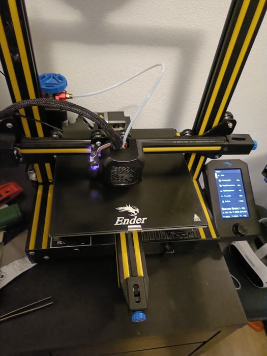 Impressora 3d creality ender-3 v2