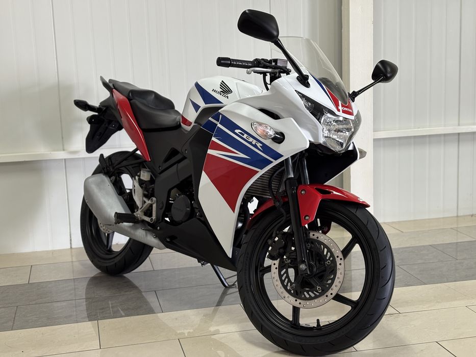 Honda Cbr 125 Jc50 #Najnowszy Model #Piękny #Kat B A1