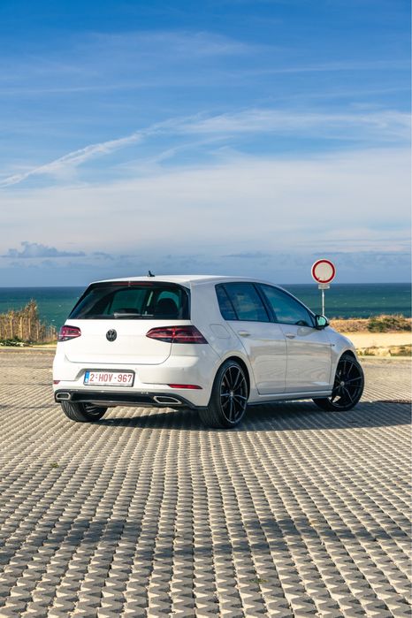 Golf 7.5  2018 1.4 com pack exterior R line