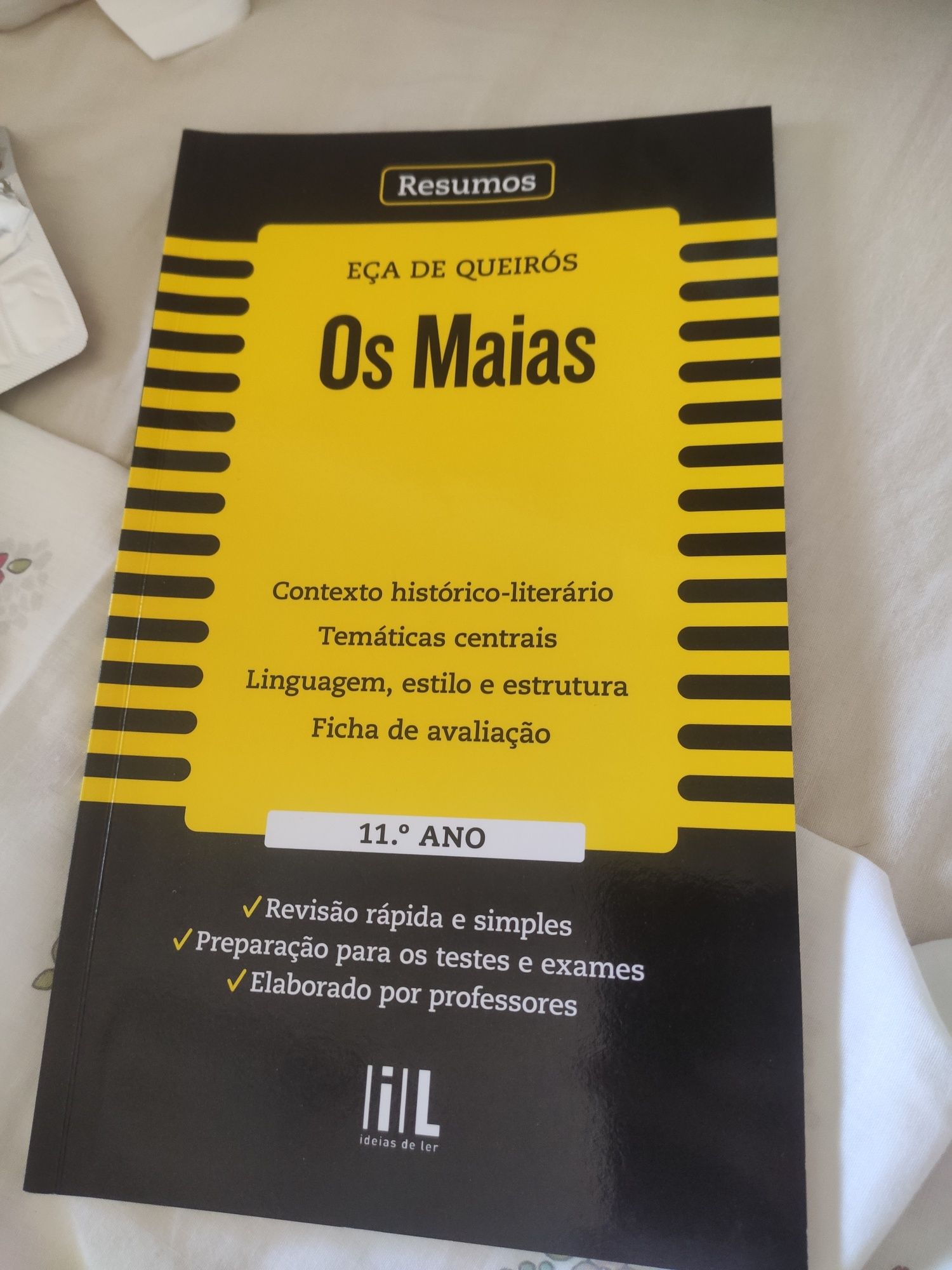 Os Maias livro de resumos