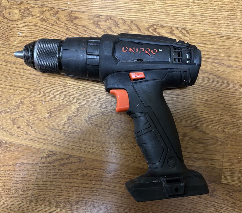 Акумуляторний ударний шуруповерт DNIPRO-M CD-200TH