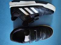 Sapatilhas adidas tamanho 33
