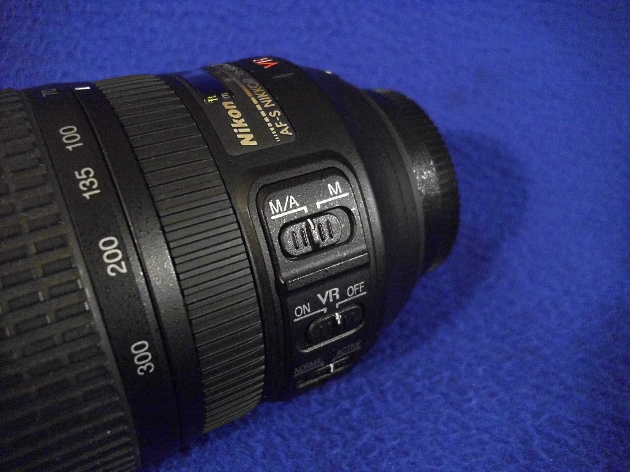 Nikon Nikkor AF-S 70-300 mm f/4.5-5.6G IF-ED VR