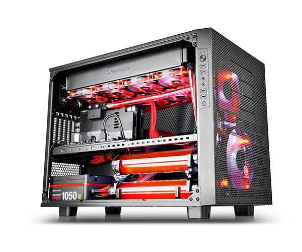 Core X9 - Thermaltake (2 unidades )
E-ATX Cube Chassis