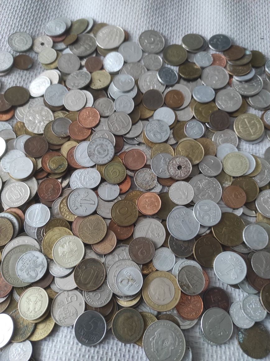 Stare Monety zagraniczne 600 sztuk 1.8 kg okres PRL
