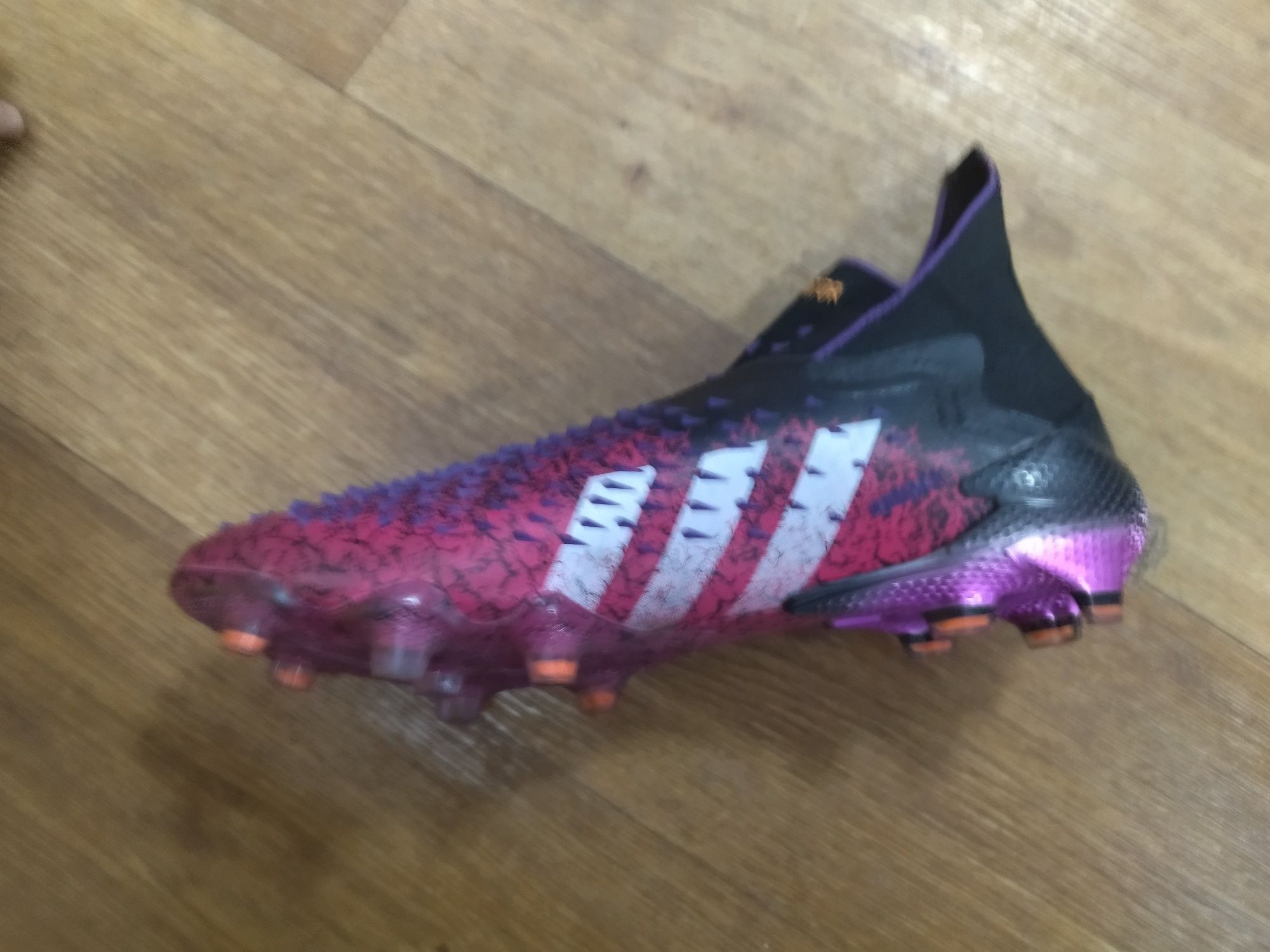 Бутци Adidas predator