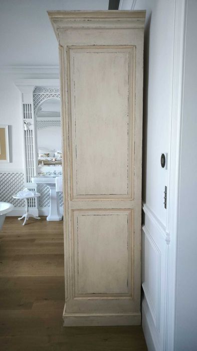 Armário efeito antigo em estado perfeito