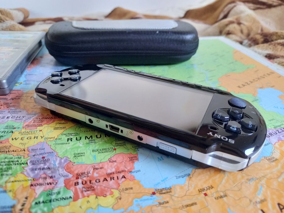 Konsola Sony psp 3004 (3000) stan idealny 64gb 100 gier