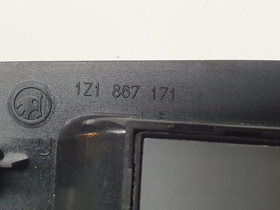 Comando / botão / interruptor vidros frente esquerdo SKODA Octavia II