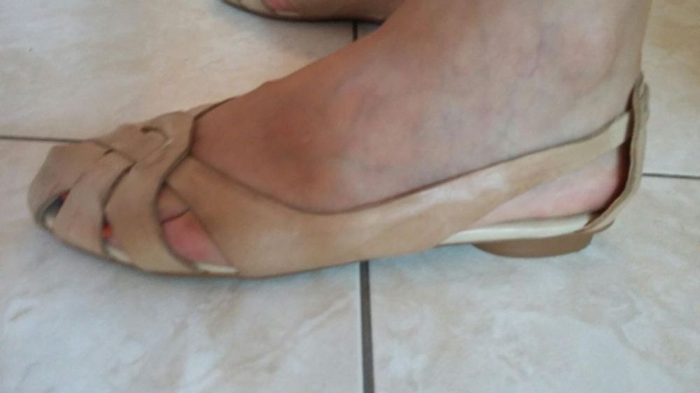 Shoebiz śliczne skórzane sandałki - baleriny rozmiar 36 (dł wkł 23 cm)