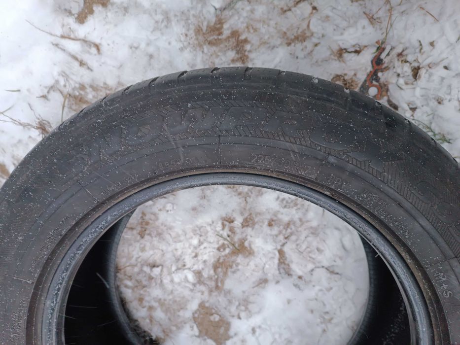 Opony zimowe Toyo SnowProx 225/60/17 99V 4sztuki do SUV'a