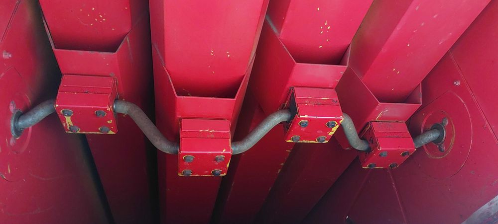 Зернозбиральний комбайн Massey ferguson 330 2.7m