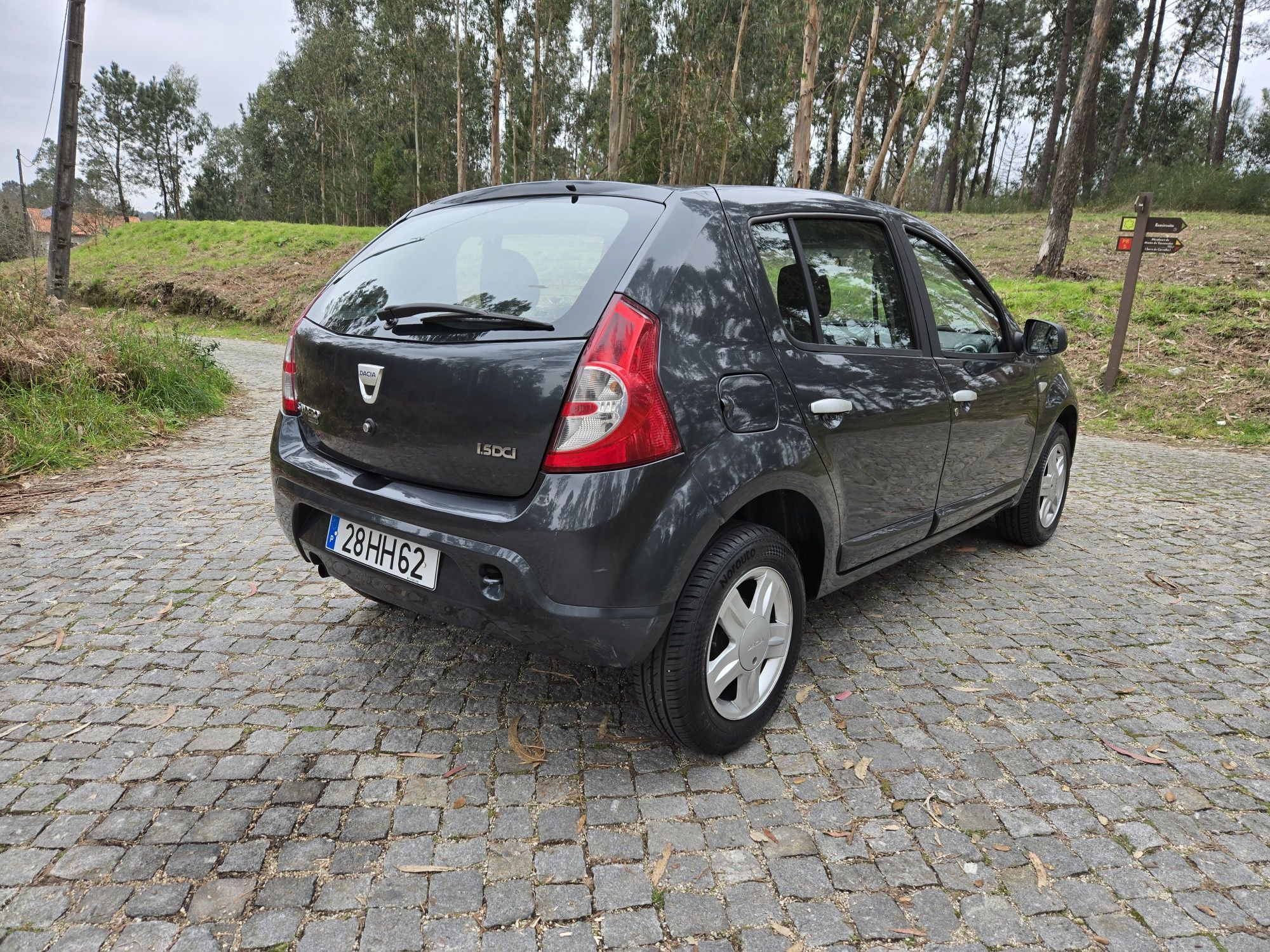 Carro pronto para rodar, revisado sem nada a apontar