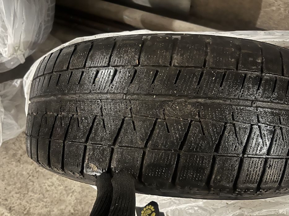 215/60 R16 Bridgestone