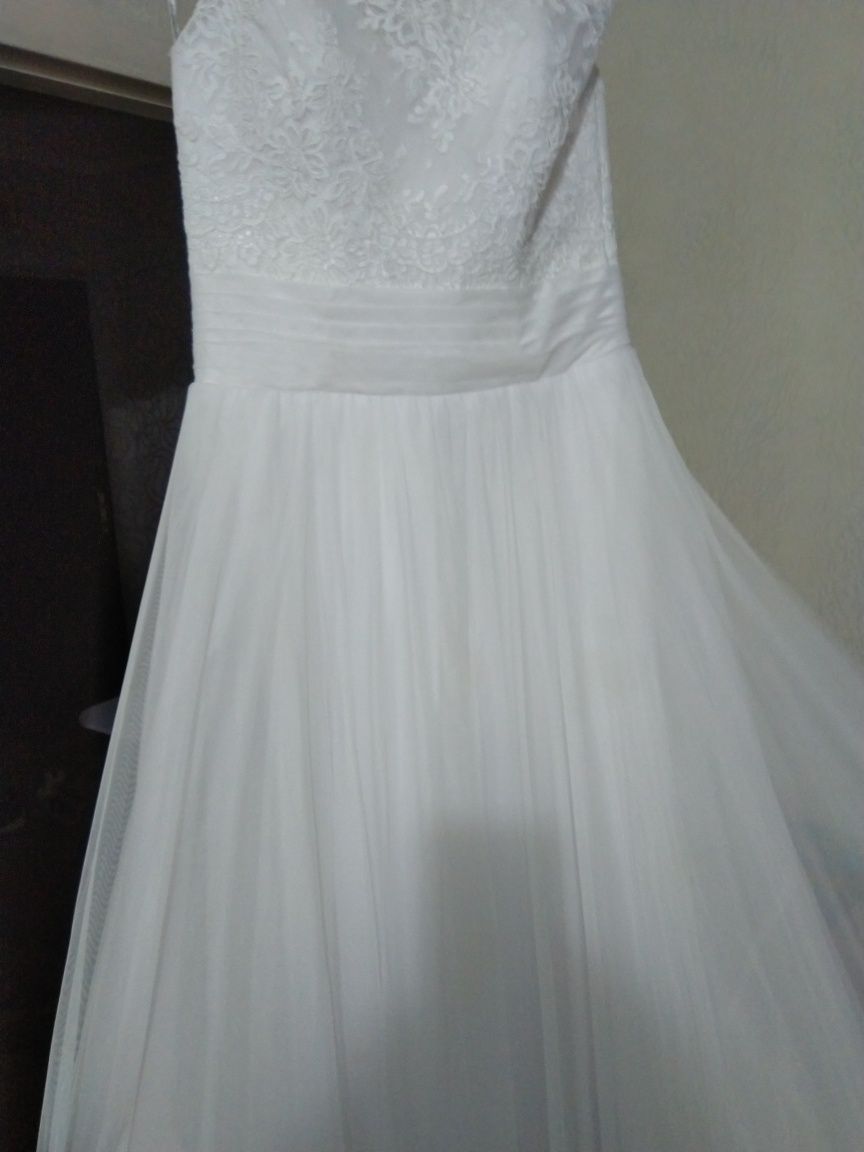 Свадебное платье р 48