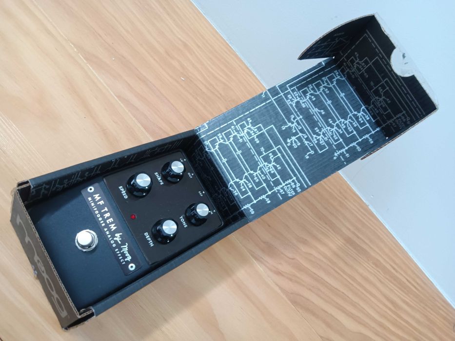 Pedal Tremolo - MOOG Minifooger MF Trem