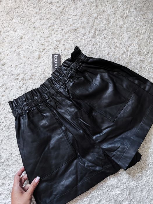 Фирменные кожаные шорты Boohoo р.L/XL