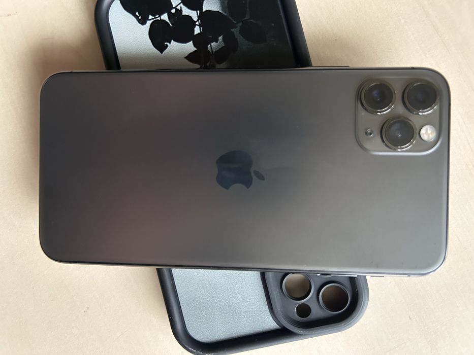 iPhone 11 pro max 64gb