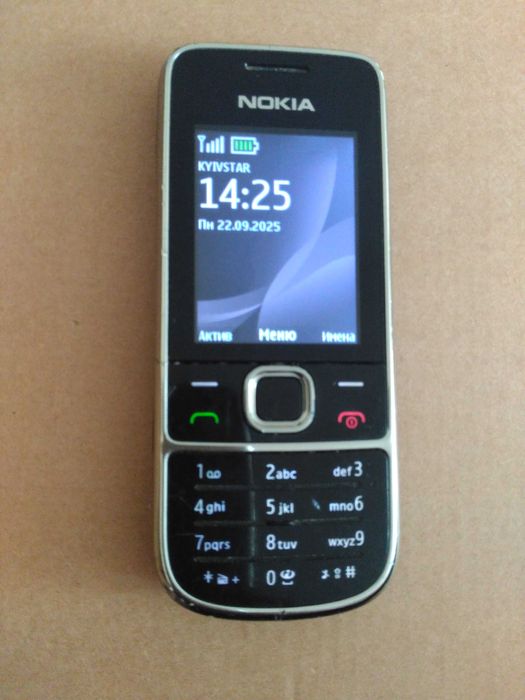Телефон Nokia 2700c-2