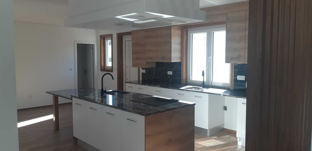 Vende-se Moradia nova  Isolada T3