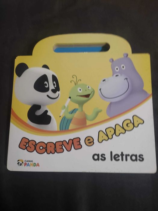 Livros didáticos reutilizáveis do tipo "escreve e apaga"