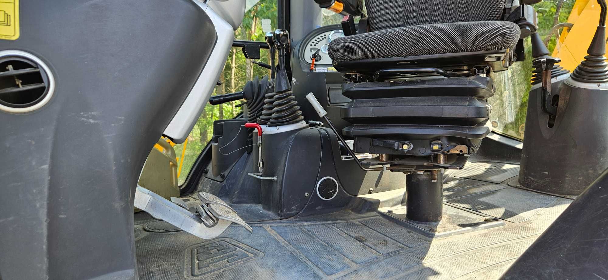 Koparko Ładowarka JCB 4CX (T2-JCB JCB)