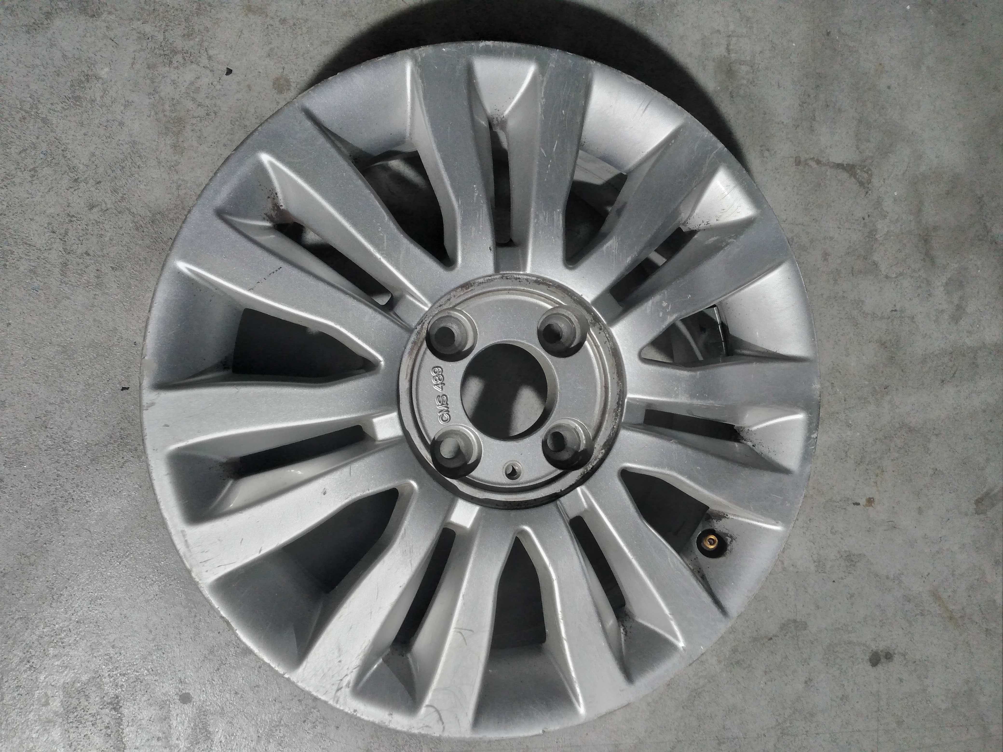 Vendo 4 jantes especiais renault clio 3 15"