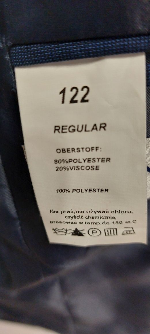 Garniturek chłopięcy r 122/128