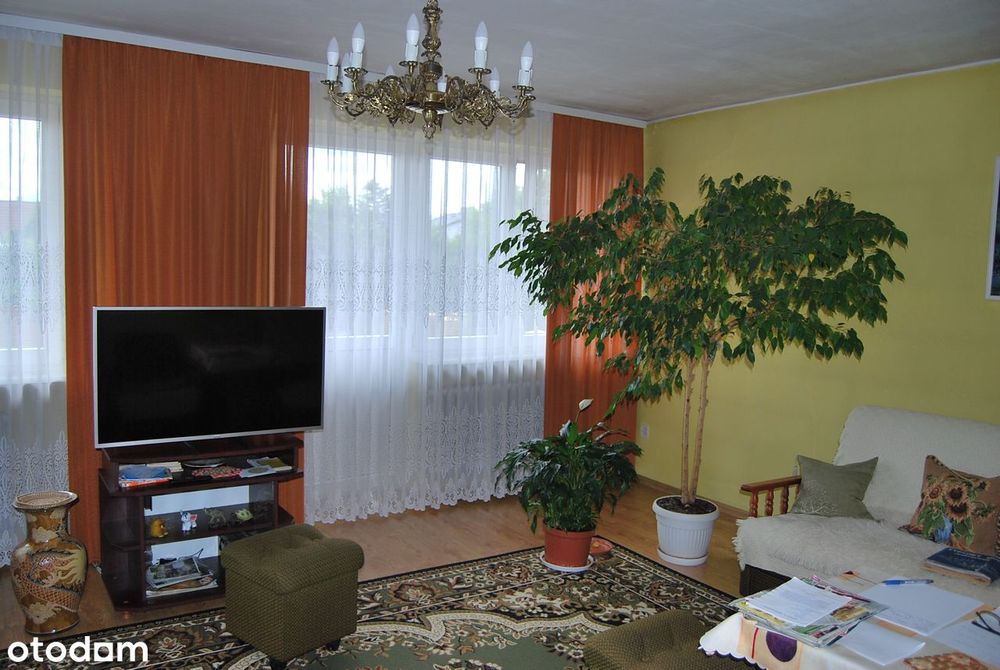 Przestronny dom z ogrodem w spokojnej okolicy