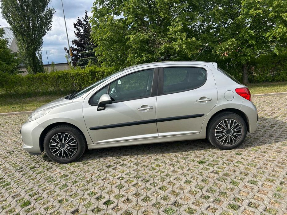 Peugeot 207 ZAMANA na osobowe lub dostawcze KLIMA