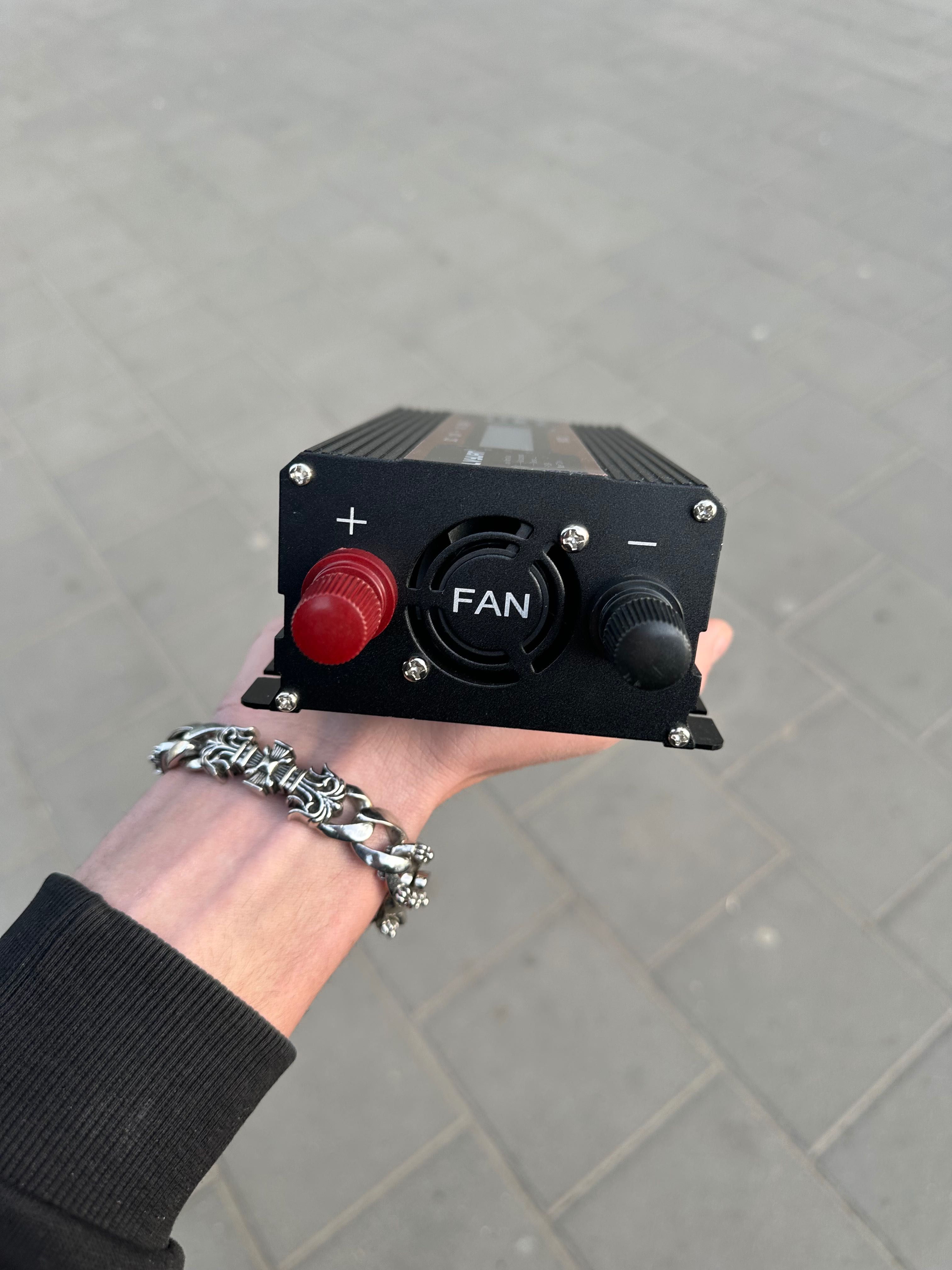 инвертор напряжения мощностью 1500W с чистой синусоидой