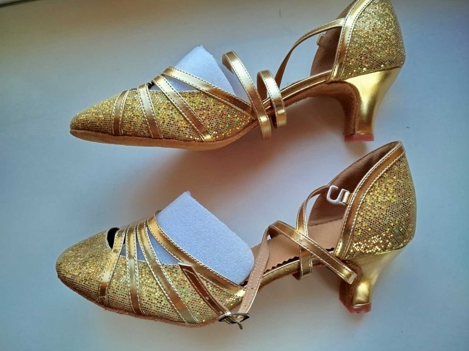 Damskie wygodne złote buty do tańca latynoskiego tango obcas 5cm r. 41