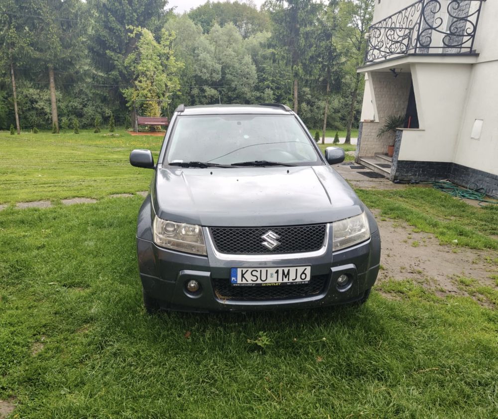 Suzuki Grand Vitara 4x4 2.7V6 b+g automat