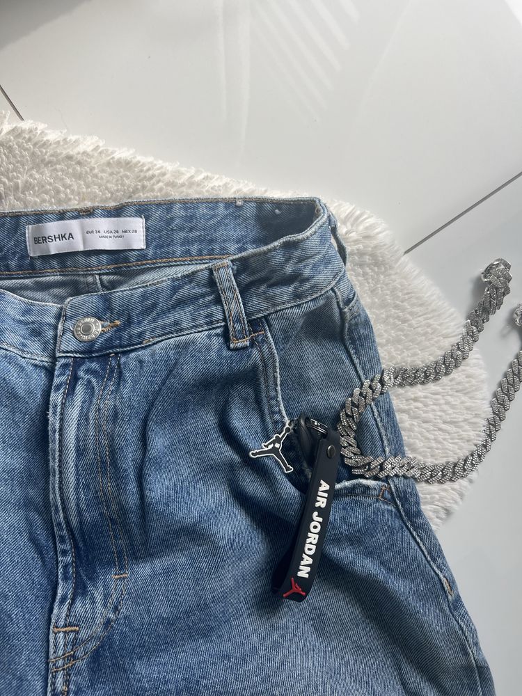 Spodnie jeans Breshka