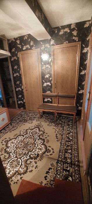 Сдається 2 кімнатна квартира в гарному районі