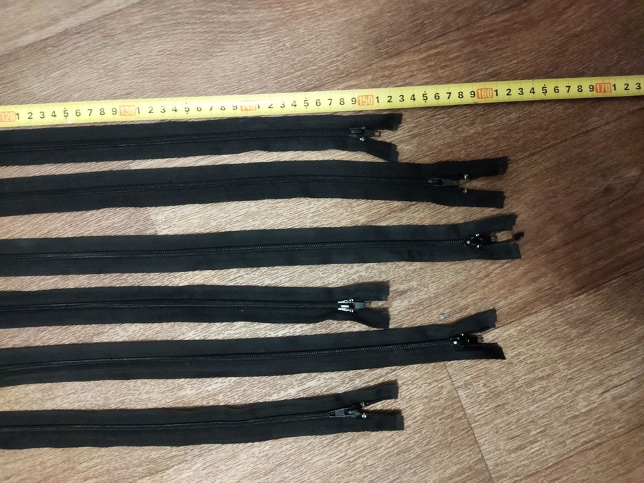 Продам змейку молнию