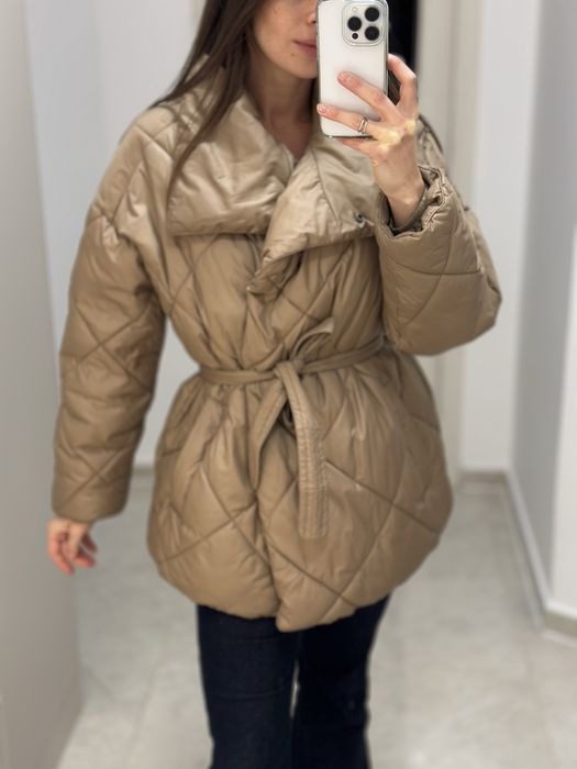 Продам зимову куртку Massimo Dutti