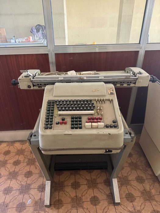 Maquinas de escrever OFERTA