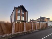 Є розстрочка! БЕЗ%% Продаж 3 поверхового будинку