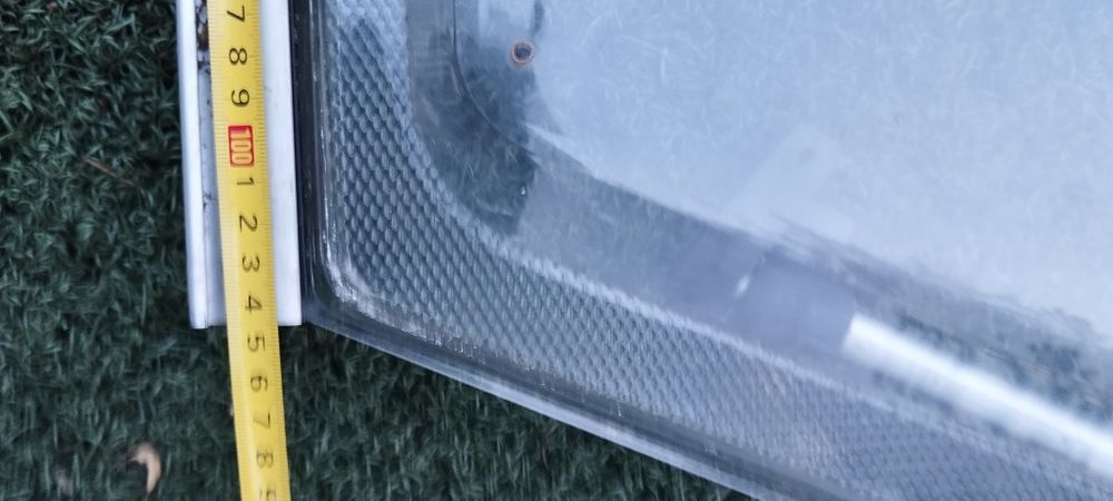 Okna szyby do przyczepy kempingowej kampera