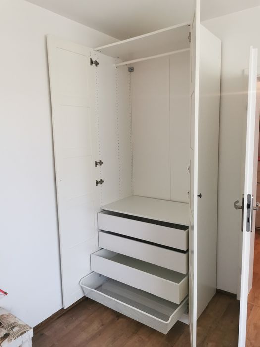 Szafa Ikea  seria Pax z szufladami