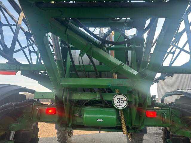 Обприскувач John Deere 4930