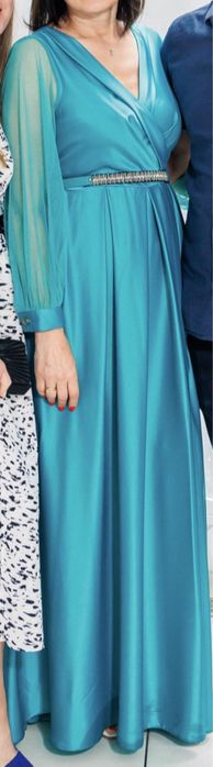 Сукня на випуск або свято атласна довга