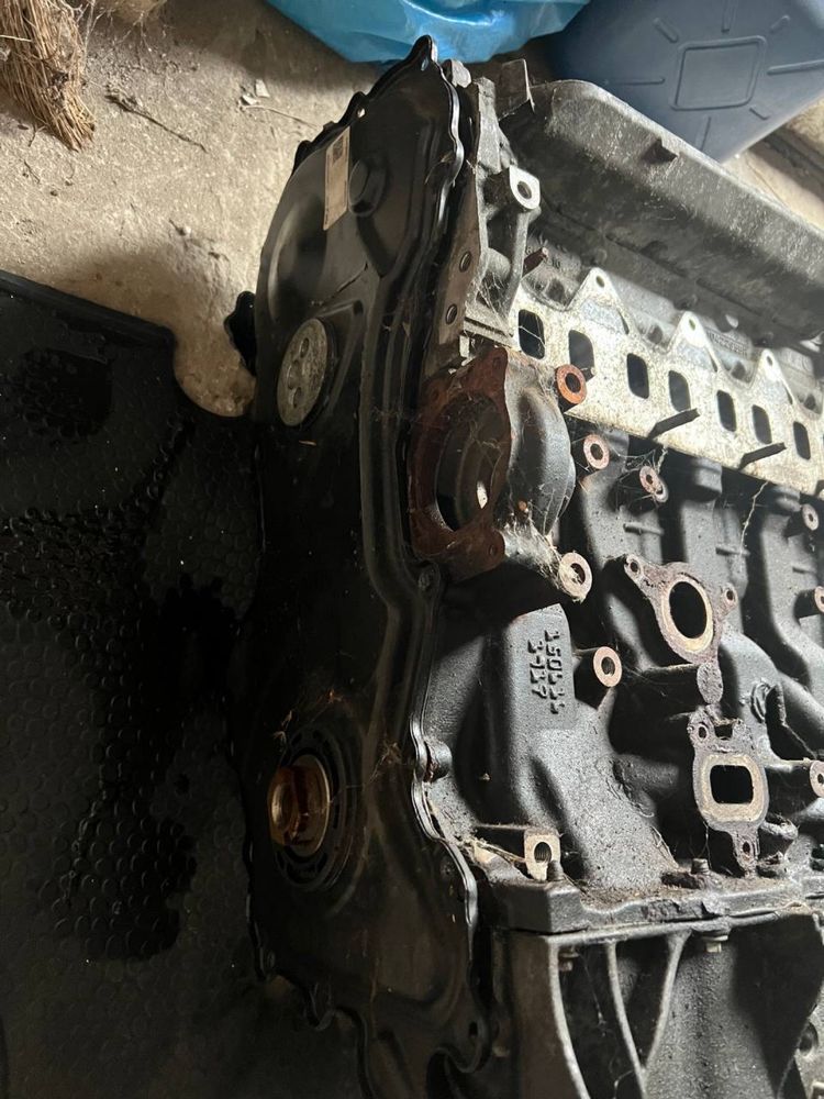 Мотор 1.6 біТурбо Трафік Віваро