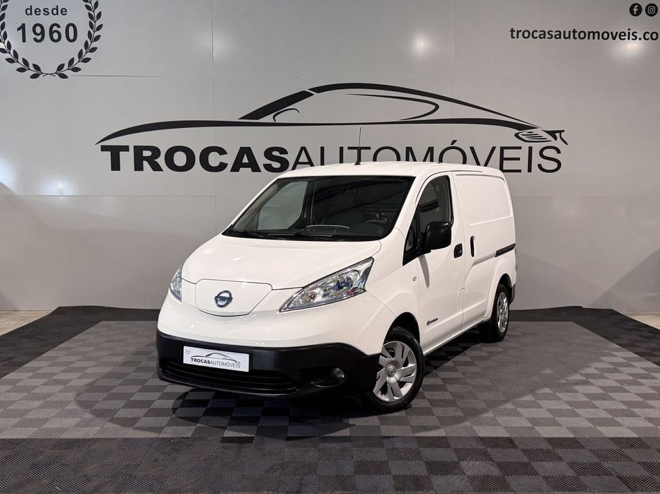 Nissan E-NV200 5p Premium Grelha