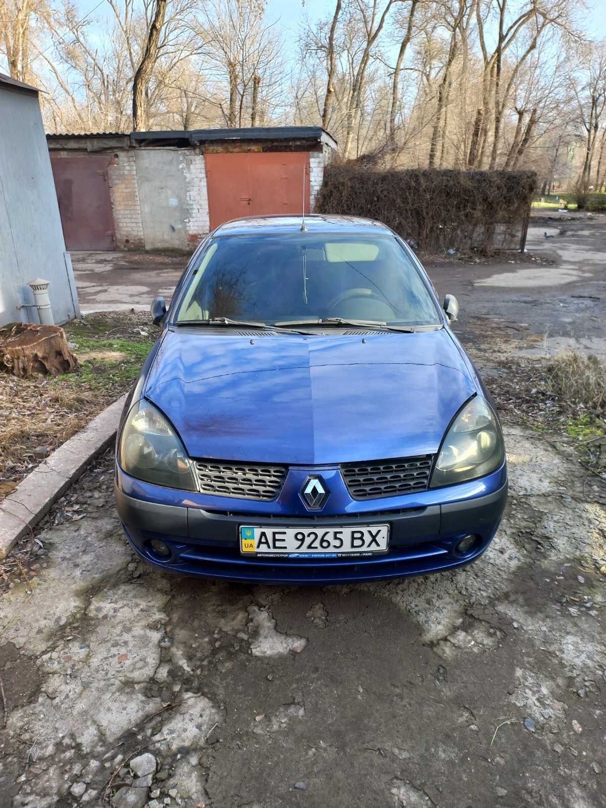 Продам машину RENAULT CLIO + комплект дисків та літньої резини